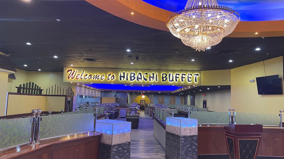 Wide view of the buffet restaurant interior.